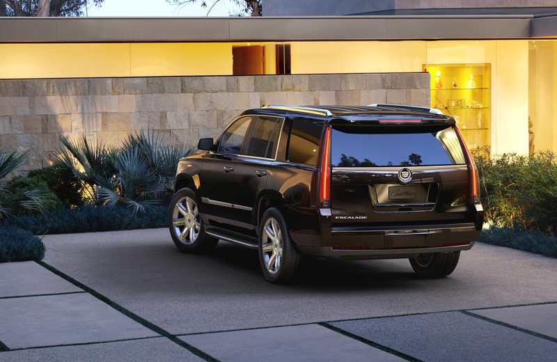 Illustration for article titled 2015 Cadillac Escalade: Everything You Need To Know